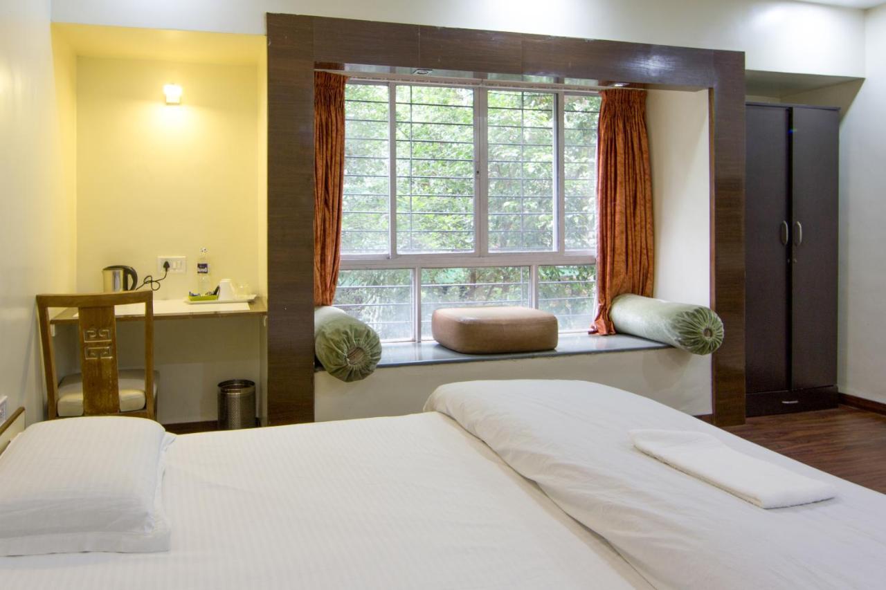 Apple Tree Apartments Koregaon Park Pune Luaran gambar