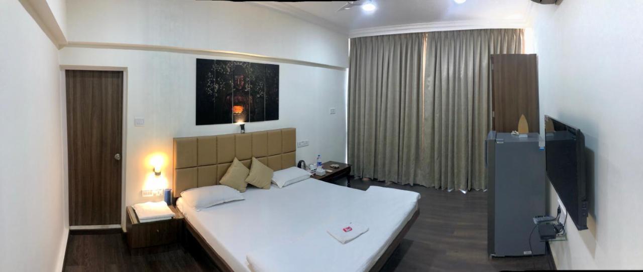 Apple Tree Apartments Koregaon Park Pune Luaran gambar