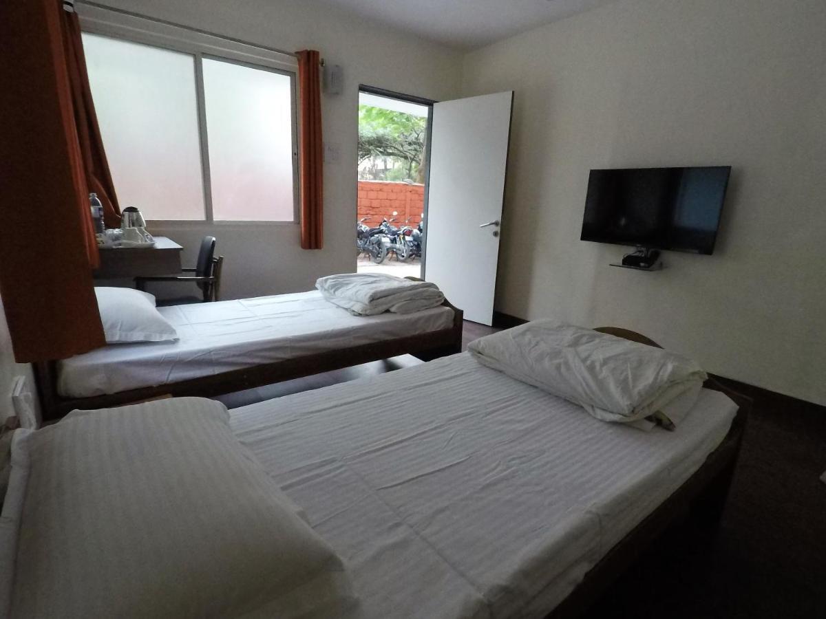 Apple Tree Apartments Koregaon Park Pune Luaran gambar