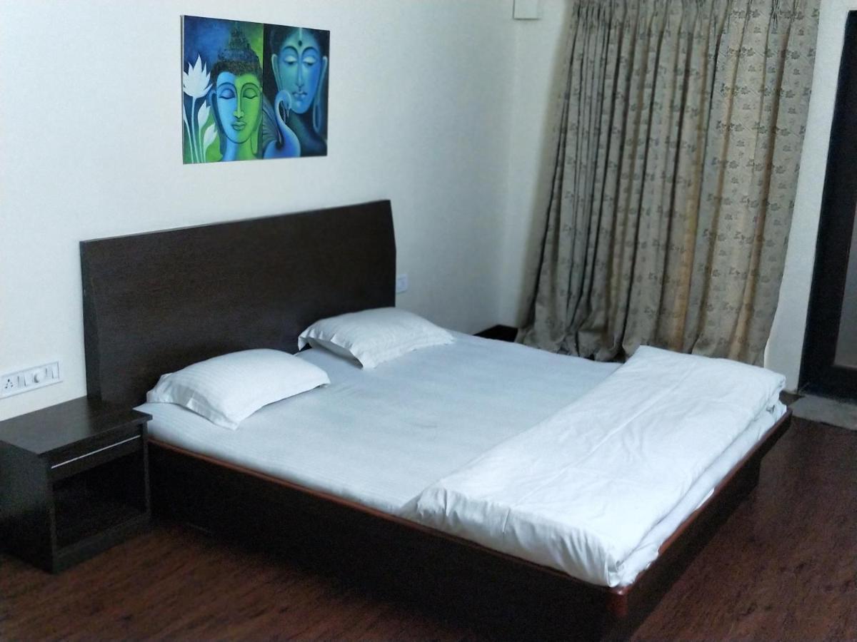 Apple Tree Apartments Koregaon Park Pune Luaran gambar