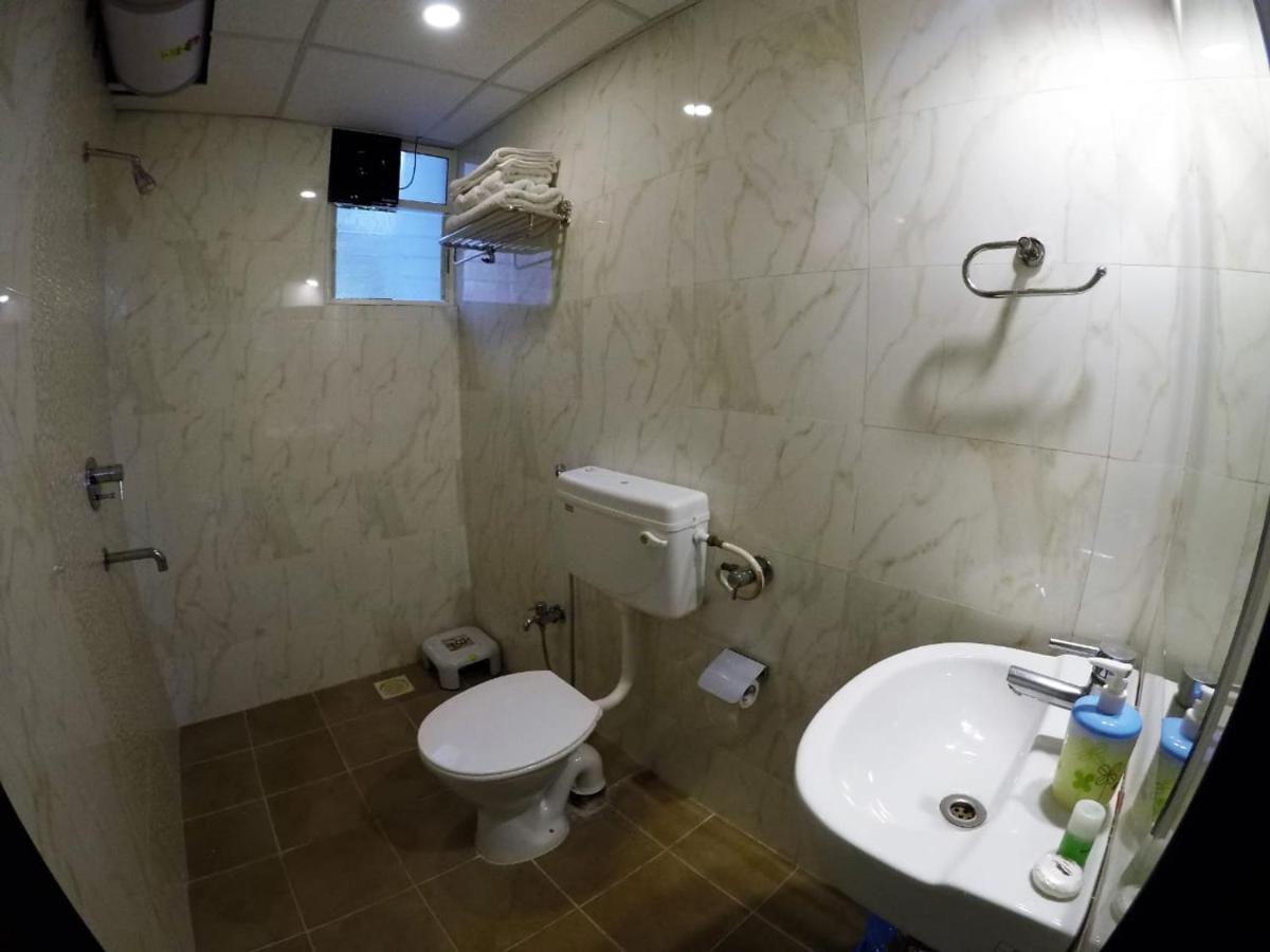 Apple Tree Apartments Koregaon Park Pune Luaran gambar