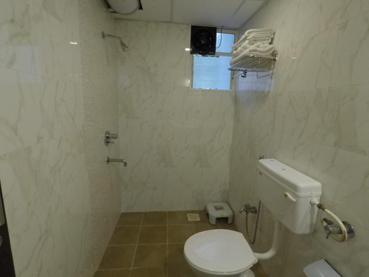 Apple Tree Apartments Koregaon Park Pune Luaran gambar
